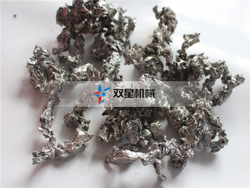 <a href='http://m.94mmp.cn/feilv/724.html' target='_blank'><span>斷橋鋁破碎機(jī)</span></a>設(shè)備生產(chǎn)線粉碎效果