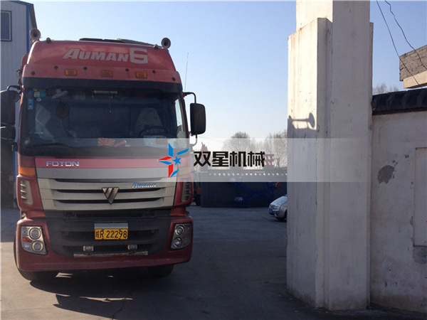 <a href='http://m.94mmp.cn/feilv/83.html' target='_blank'><span>鋁型材破碎機(jī)</span></a>設(shè)備發(fā)貨現(xiàn)場(chǎng)實(shí)拍